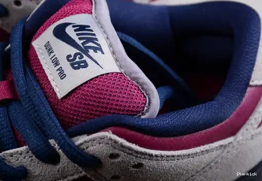 Grey True SB Low Atmosphere Berry BQ6817-001 Nike Dunk 0519